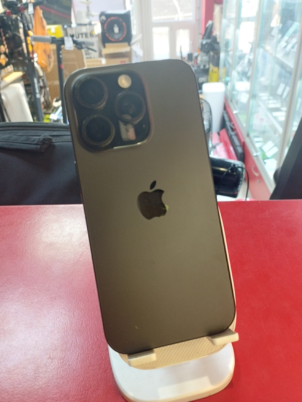Мобильный телефон Apple iPhone 16 Pro