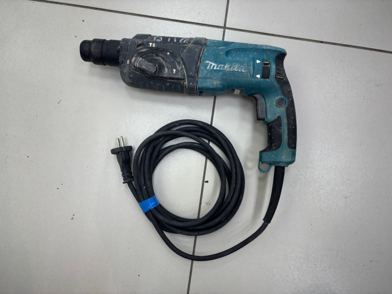 Перфоратор Makita HR 2470