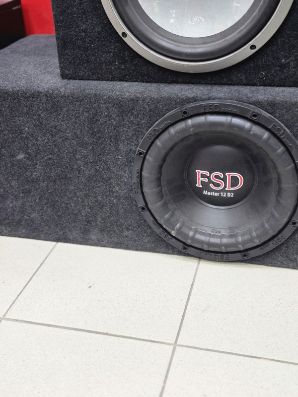 Авто сабвуфер FSD  700