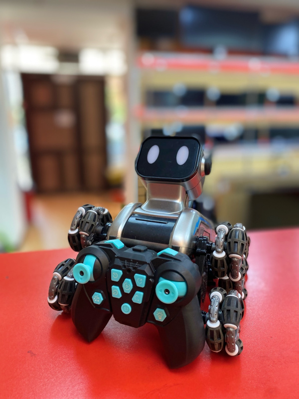 робот машинка  Intego на радио управлении