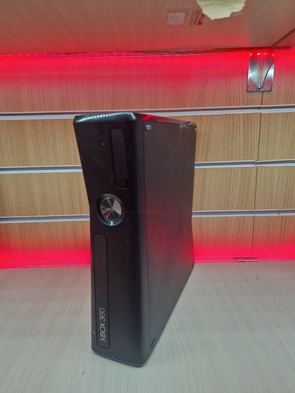 Игровая приставка Xbox Xbox360
