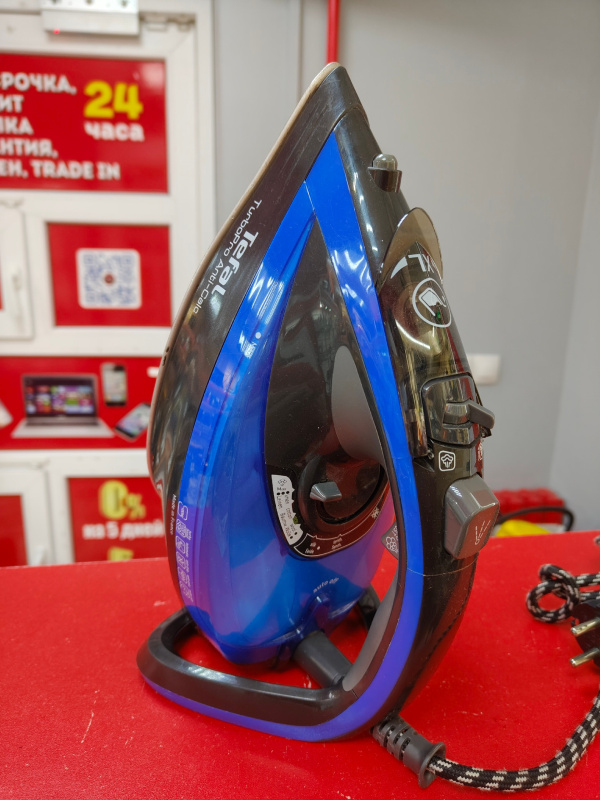 Утюг Tefal FV5648