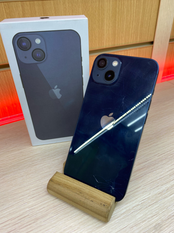 Мобильный телефон Apple iPhone 13