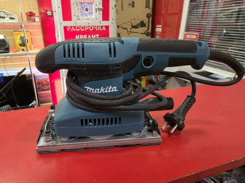 Эксцентриковая шлифмашина Makita B03710
