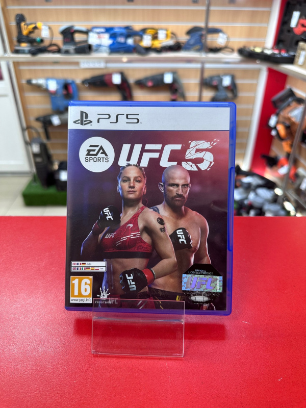 Игра PlayStation 5 UFC 5