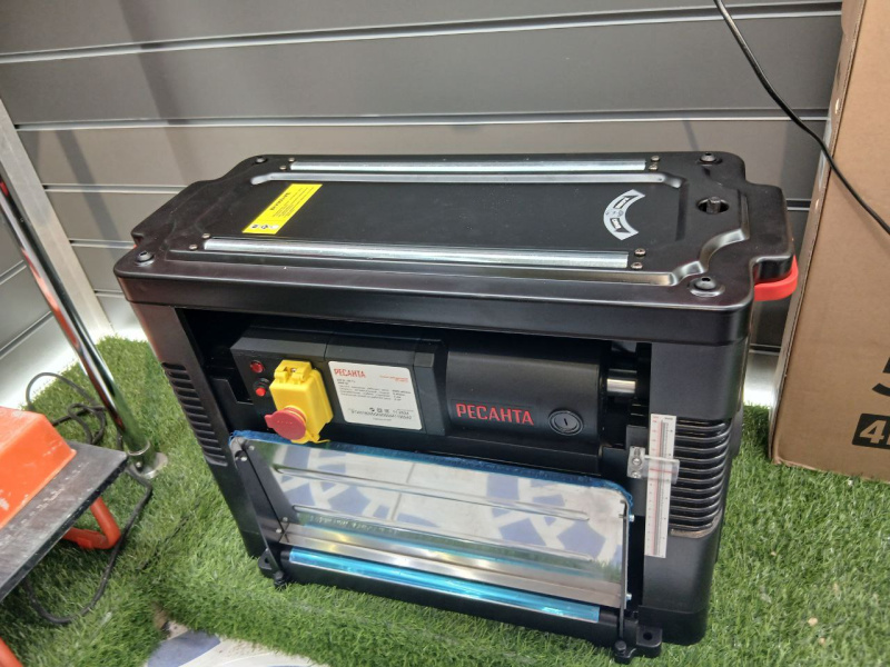 Рейсмусовый станок Ресанта PC-330\1C