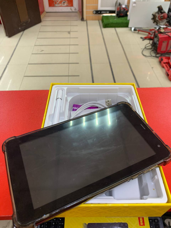 Планшет C idea P1200