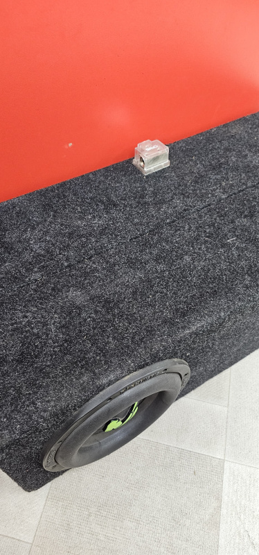 Авто сабвуфер Machete DC Fight