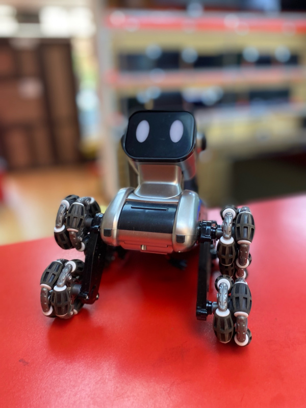 робот машинка  Intego на радио управлении