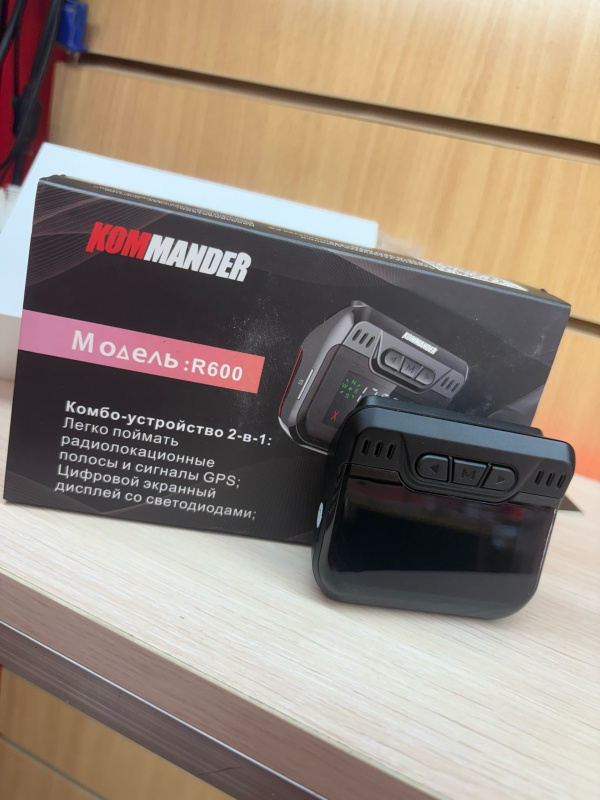 Радар-детектор  KOMMANDER R600