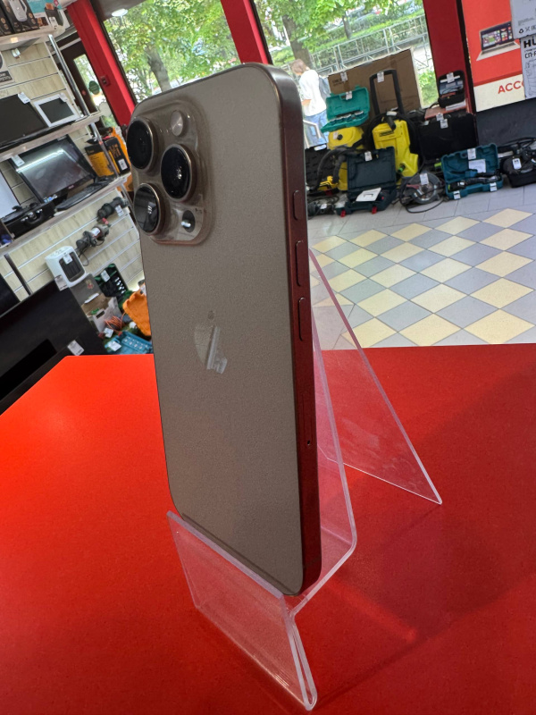 Мобильный телефон Apple iPhone 16 Pro