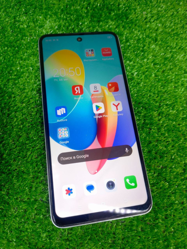 Мобильный телефон Tecno Spark Go 2024
