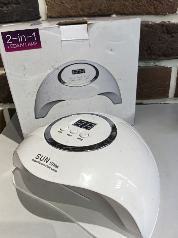 Лампа для маникюра  nnb x19 max