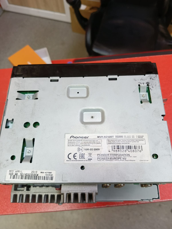 Автомагнитола Pioneer mvh a210bt