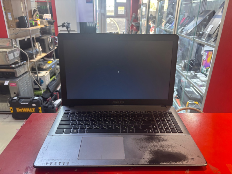 Ноутбук ASUS X550CC
