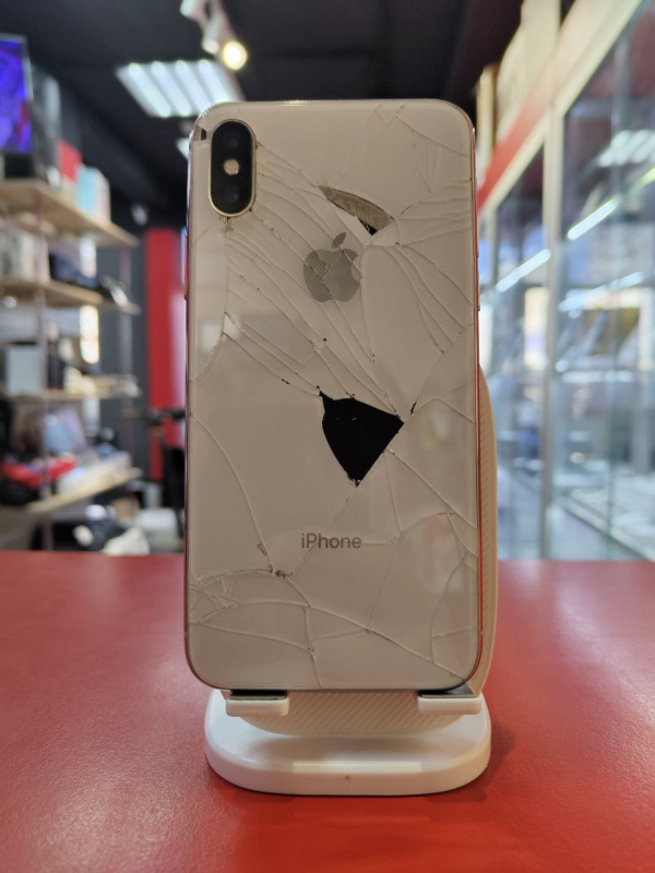 Мобильный телефон Apple iPhone XS
