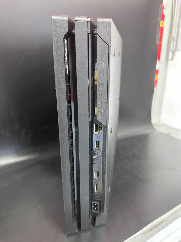 Игровая приставка Sony PlayStation Pro