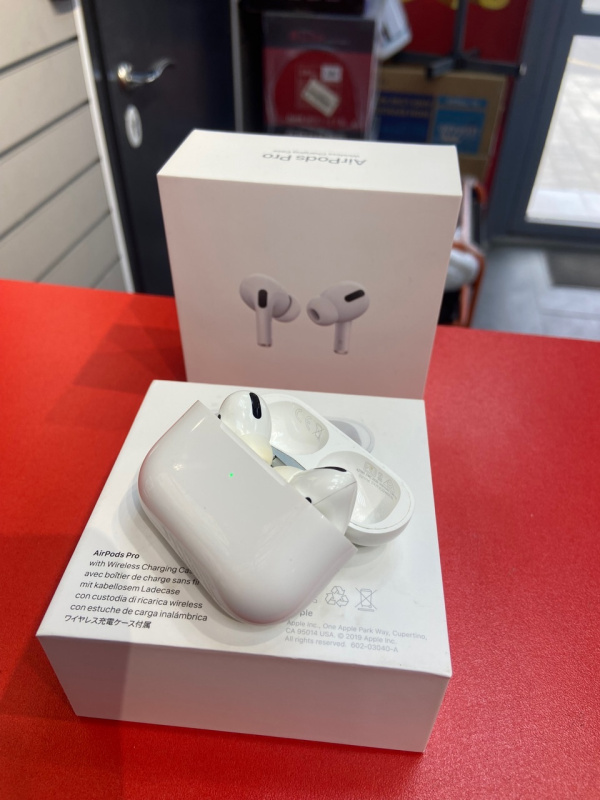 Наушники Apple AirPods Pro1