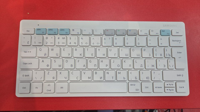 Клавиатура Samsung smart trio500