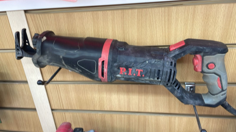 Сабельная пила P.I.T. PSA1200