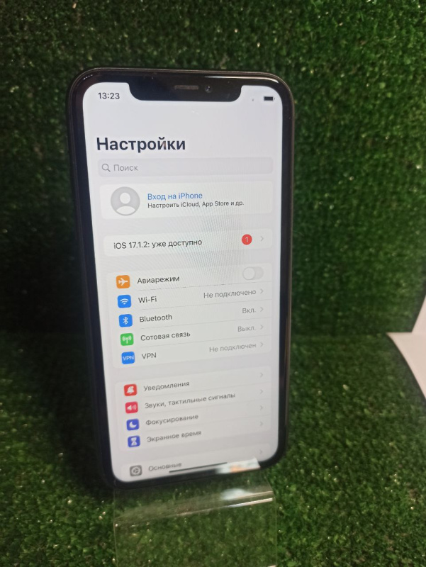 Мобильный телефон Apple iPhone 11
