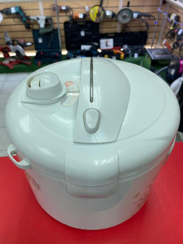 Мультиварка Мультиварка Scarlett sc-410