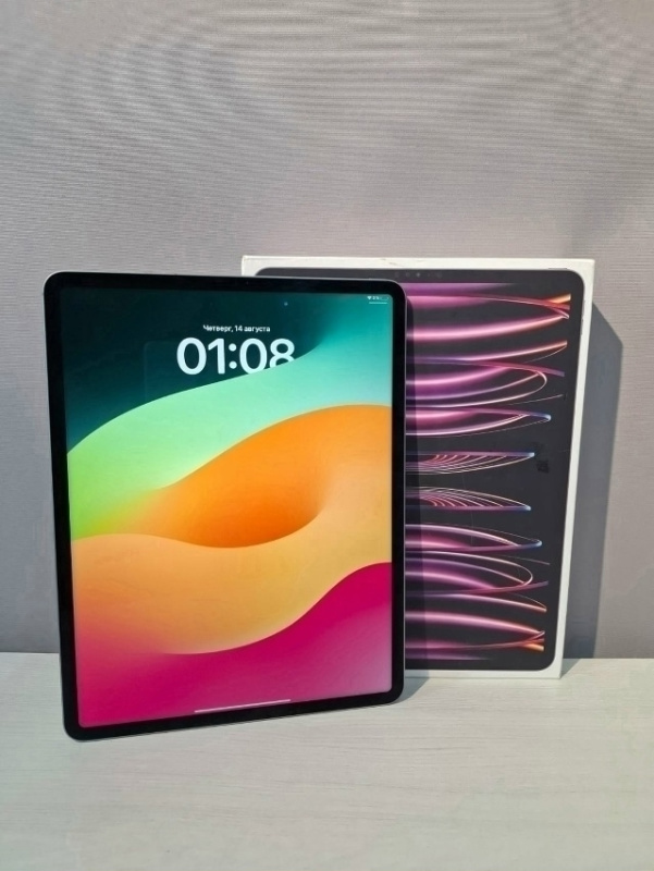 Планшет Apple iPad Pro 12.9 (6-го поколения) (2022)