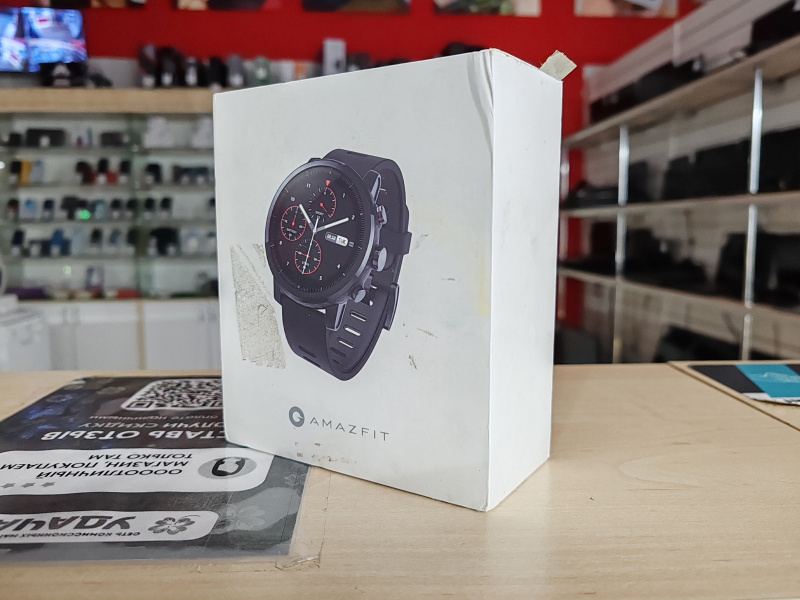Часы смарт Amazfit Stratos