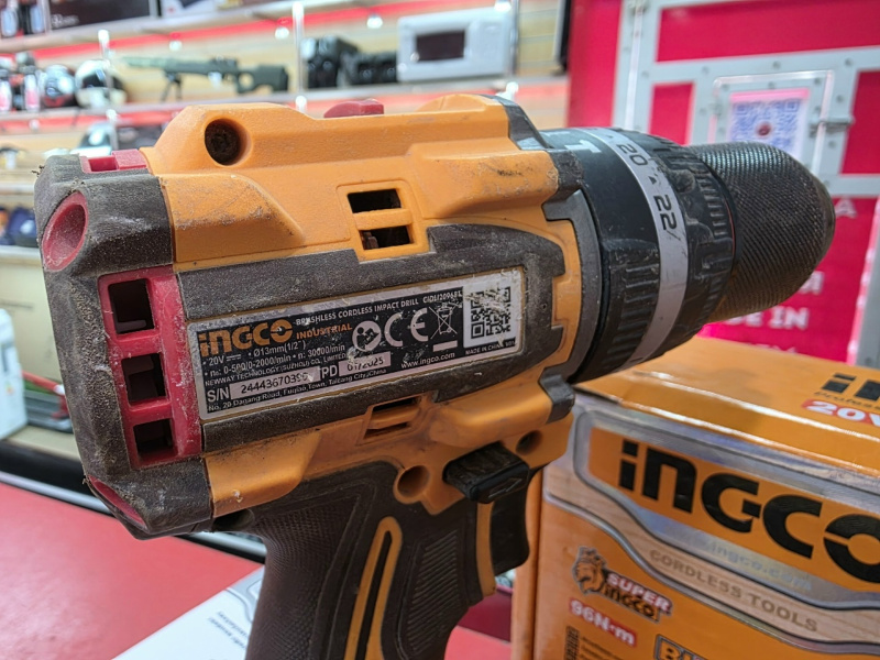 Шуруповерт Ingco CDLI205582