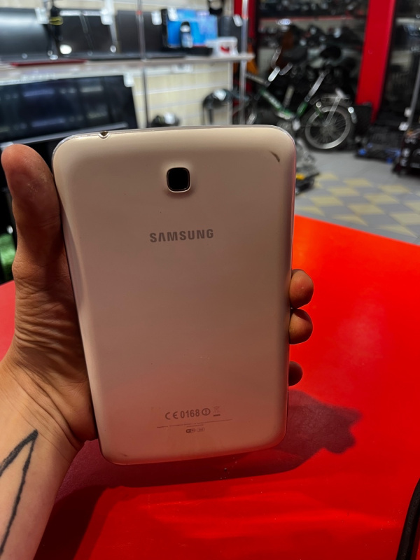 Планшет Samsung Galaxy Tab 3 7.0 SM-T210