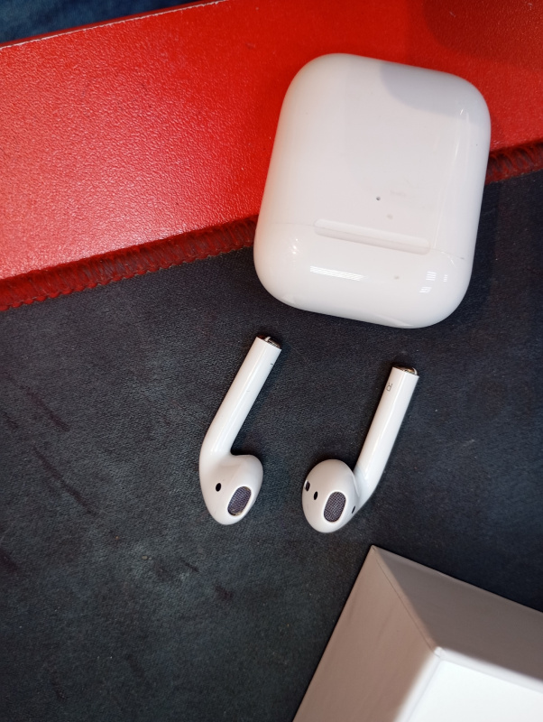 Наушники Apple AirPods Pro