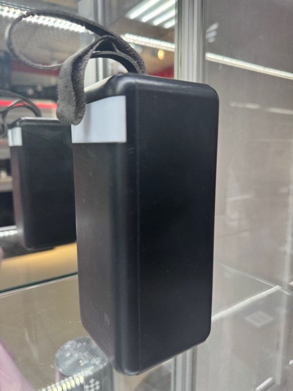 Внешний аккумулятор Apple MagSafe