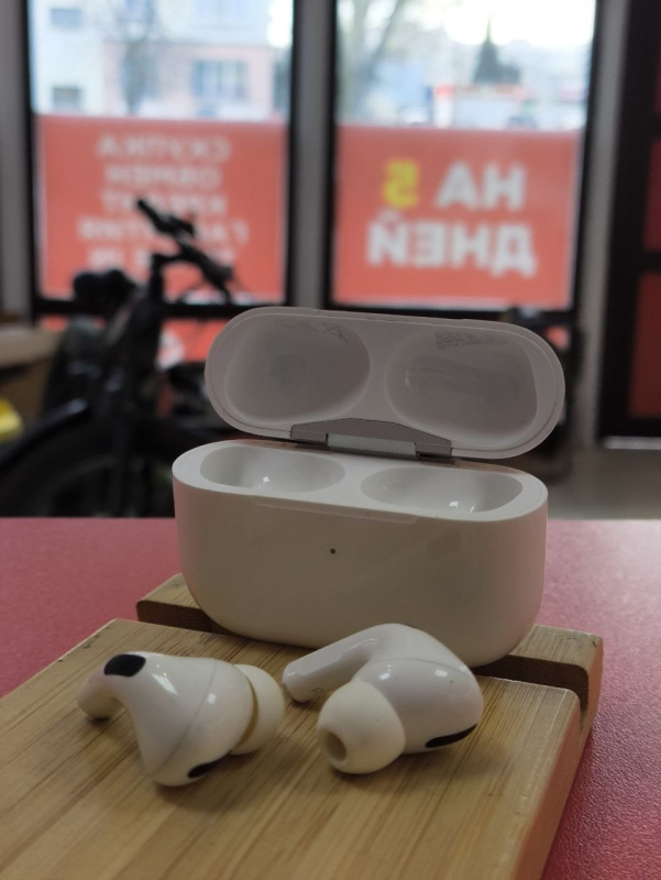 Наушники Apple PODS PRO