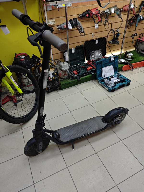 Самокат Ninebot E2