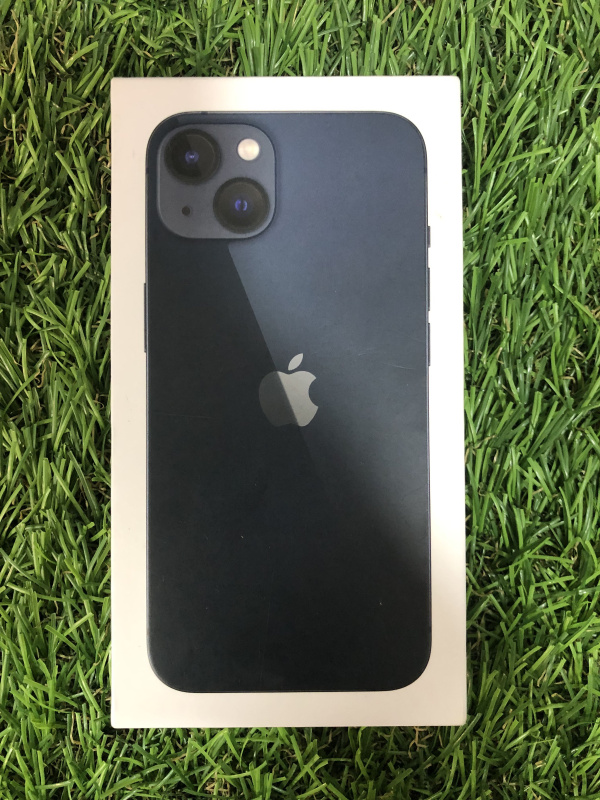 Мобильный телефон Apple iPhone 13
