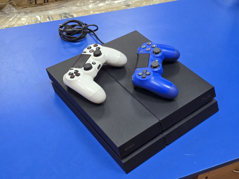 Игровая приставка Sony PlayStation 4 FAT 500