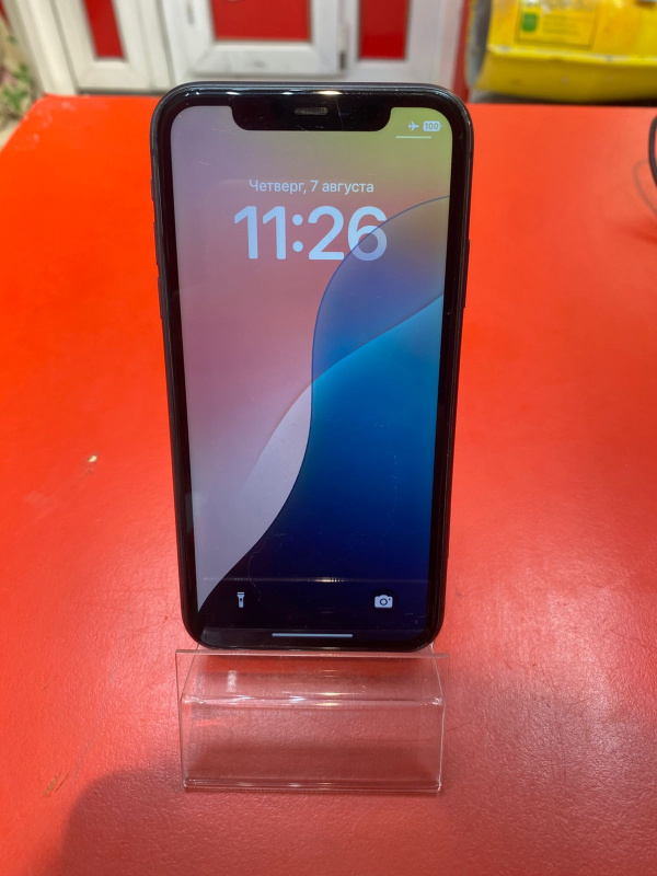 Мобильный телефон Apple iPhone 11