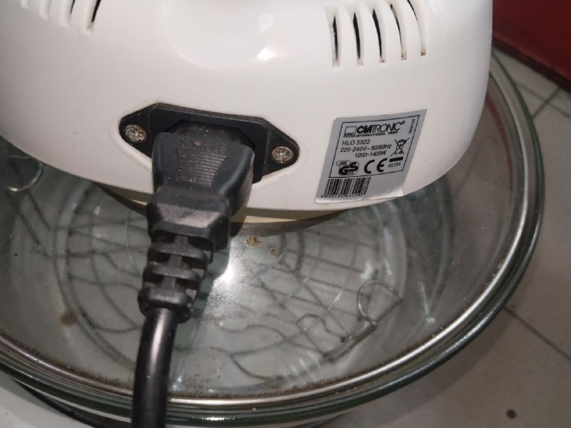 Конвекционная печь Clatronic HLO-3322