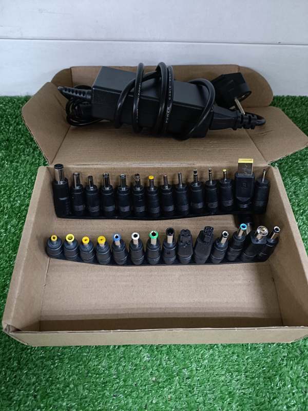 универсальная зарядка для ноутбука  120w