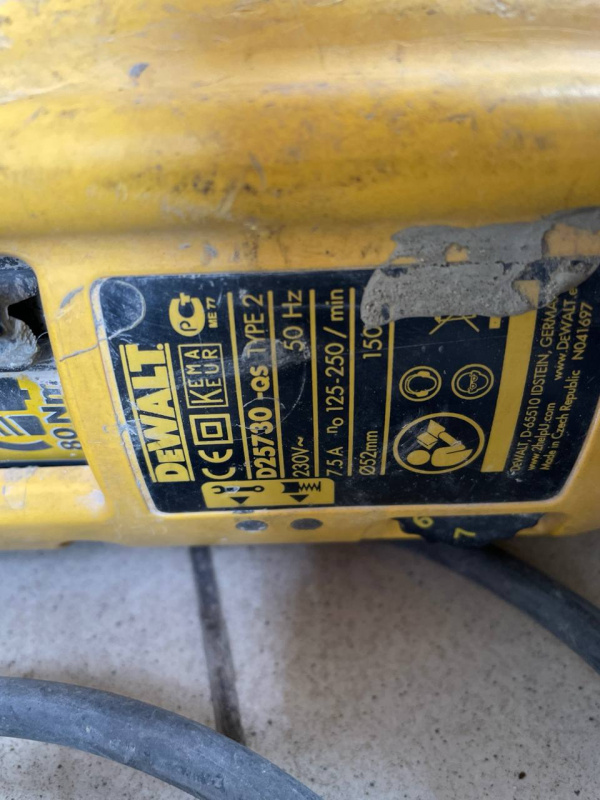 Дрель Dewalt DCD 710 D2