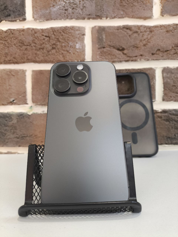 Мобильный телефон Apple iPhone 15 Pro