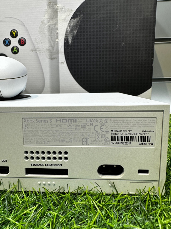 Игровая приставка Xbox Series S