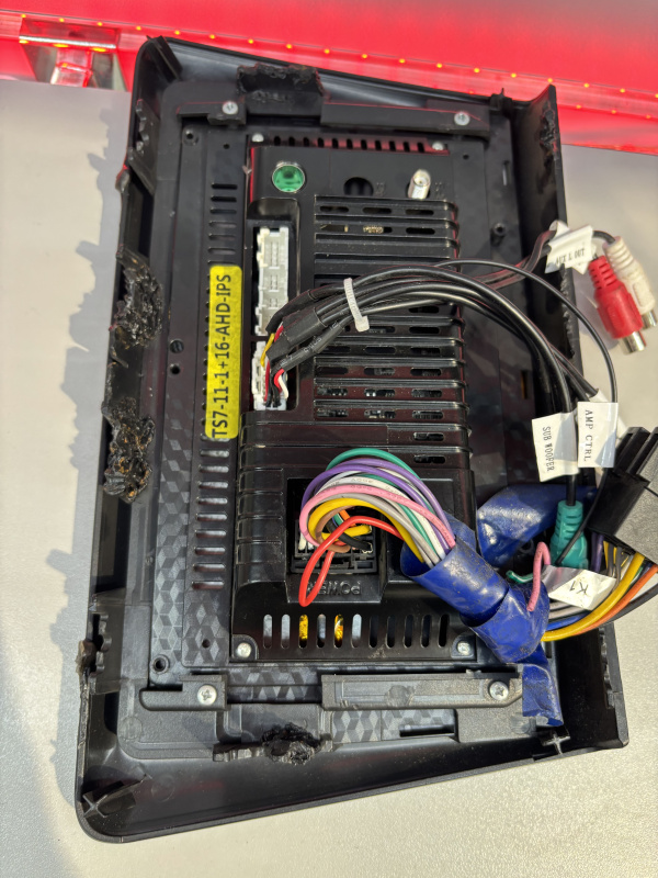 Автомагнитола  TS7