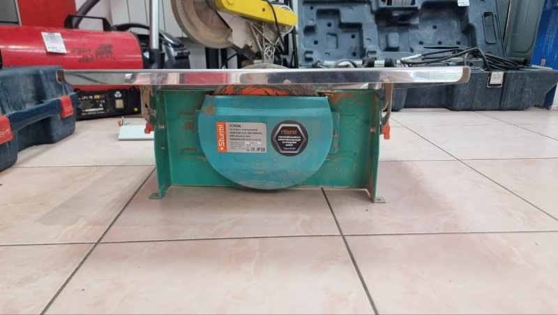 Плиткорез Sturm TC9820L